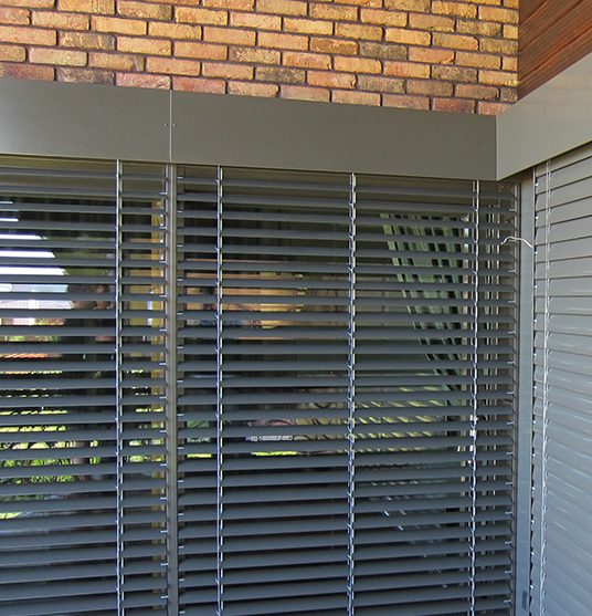 The features of facade blinds